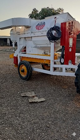 મારુતિ નું થ્રેસર વેચવા નું છે