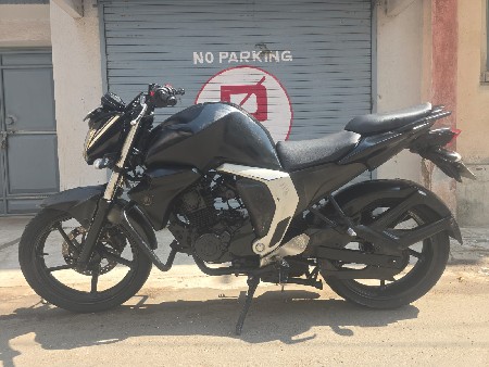 yamaha FZ v2