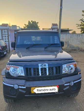 બોલેરો કેમ્પર