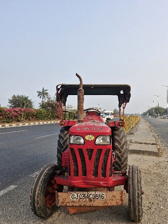 tractor