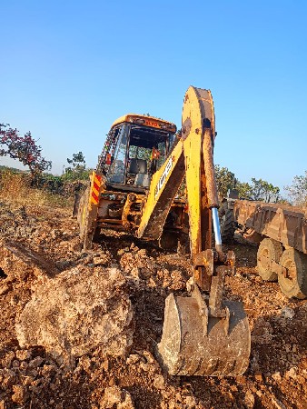 જેસીબી મશીન વેચવાનું છે