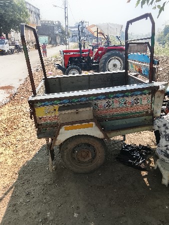 આ રીક્ષા વેચવાની છે