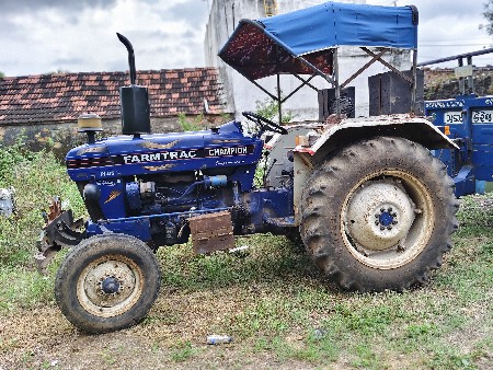 ટ્રેક્ટર વેચવાનુંસે