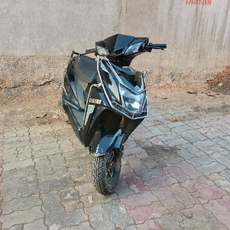 બેટરી વાળી ગાડી