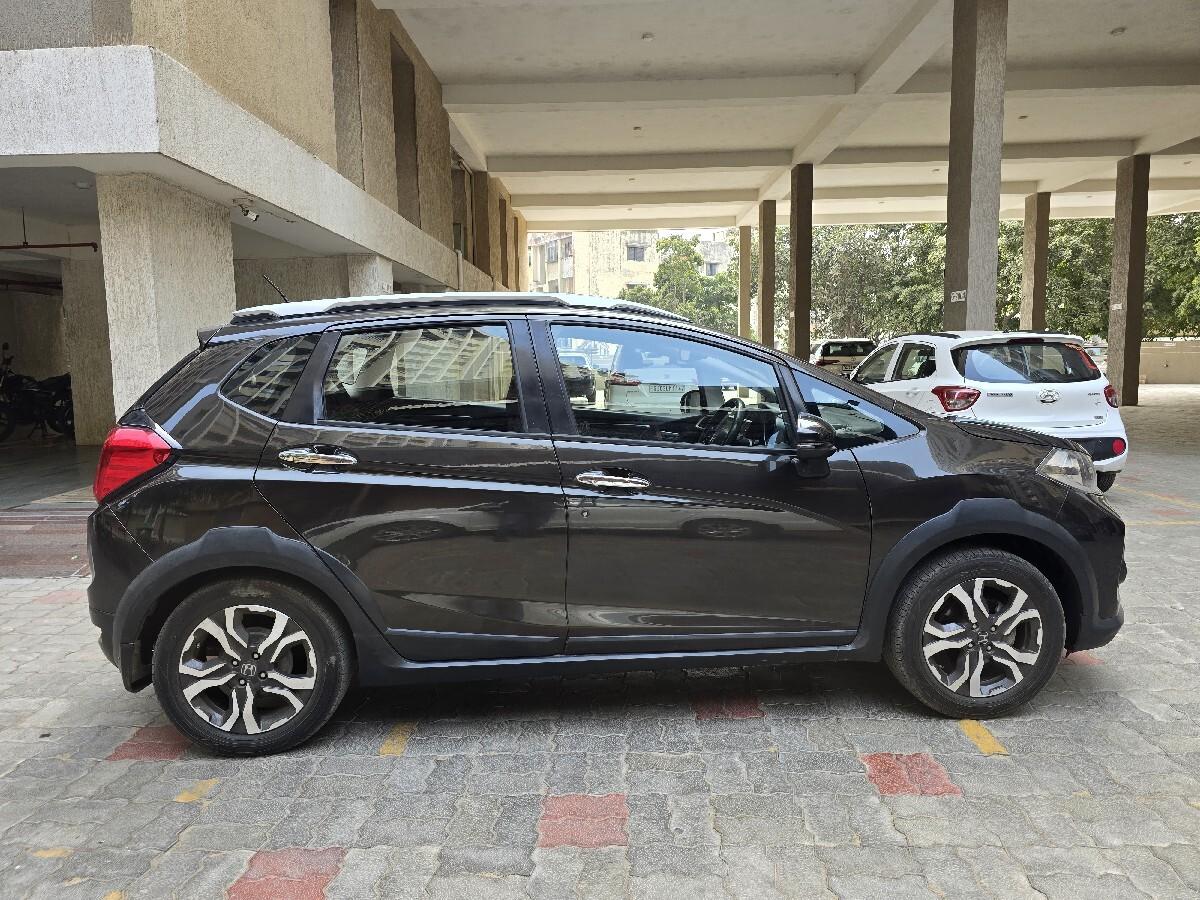 थंबनेल 3