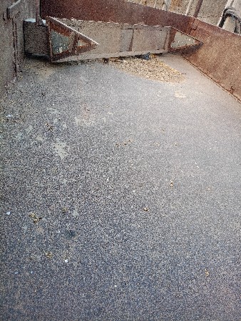 ટ્રોલી વેચવાની છે