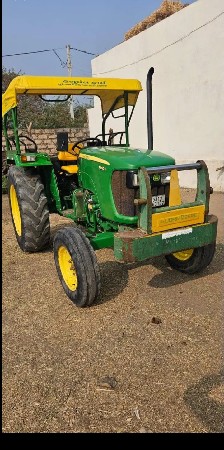John Deere 5050D