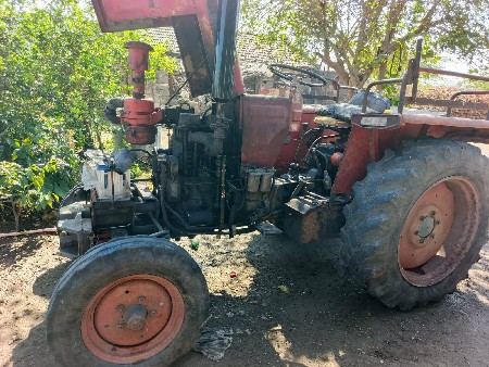 ટ્રેકટર વેચવાનું છે