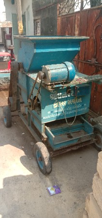 ઘઉં સાફ કરવાનું મશીન મોટર સાથે વેચ