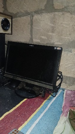 આખુ કમ્પ્યુટર વેસવાનુ સે