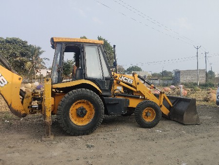 JcB 3Dx  76HP