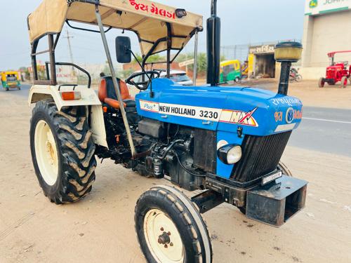 New Holland 3230