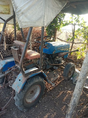 ટ્રેક્ટર વેચવાનું છે