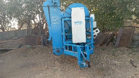 ખેત ઓજારો  થેશર