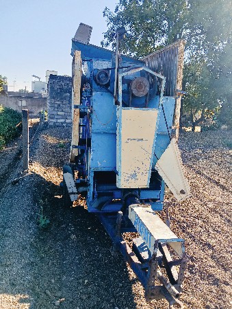 थंबनेल 2