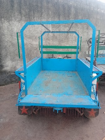 રીક્ષા વેચવાની છે