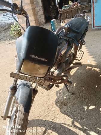 આ ગાડી વેસવાની સે 
ગાડી સાલું સે