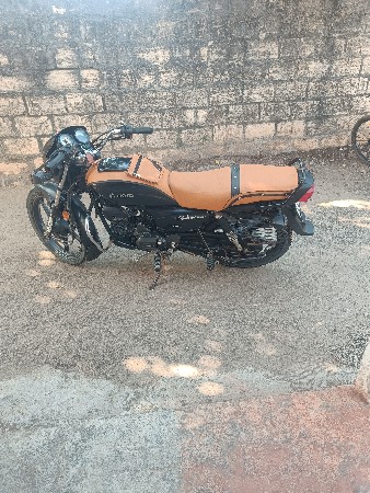 ટુ વ્હીલર વેચવાનું છે