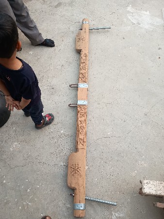 ગાડાનું ધોહરું લેવાનું છે