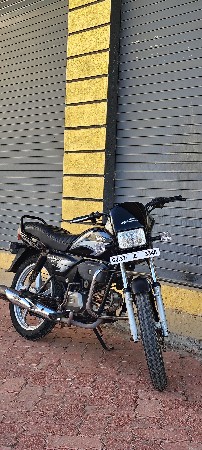 ટુ વ્હીલ વેચવા નું છે