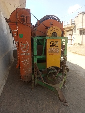 પંજાબ નુ જંગીર થેસર વેચવાનું છે