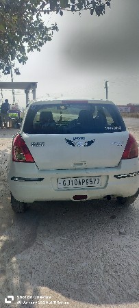 વેચવાની છે