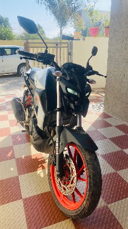 yamaha MT 15 દેવાની છે.