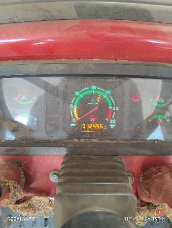 ટ્રેકટર વેચવાનું છે