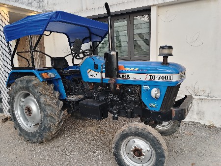 સોનાલીકા 740