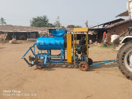 ચાલુ ડીઝલ એન્જિન સાથે ઈંટ બનાવવાનુ