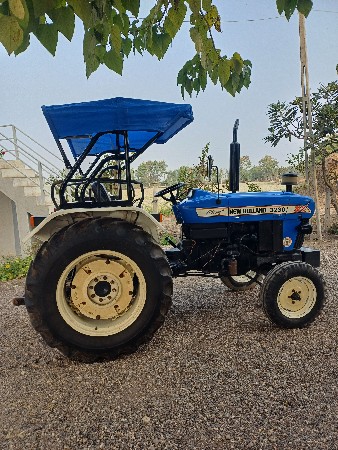 ટેકટર હોલેન્ડ 3230 nx