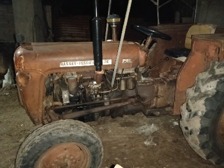 મેસી ટેકટર વેચવાનું છે