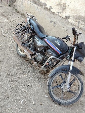 ટુ વ્હીલર વેચવાનું છે