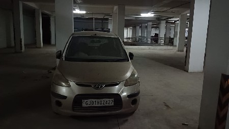 ગાડી વેચવાની છે