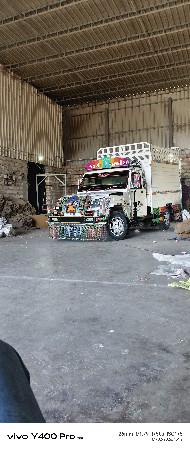 બોલેરો મેક્સી ટ્રક વેચવા ની છે