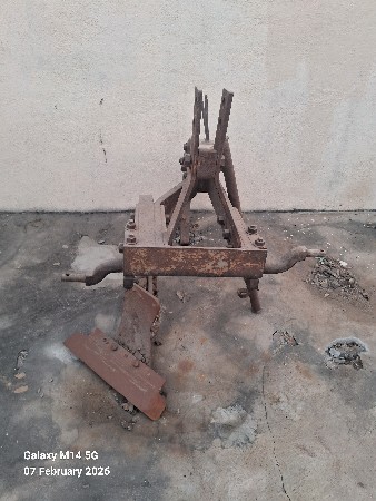 પલ્ટી હળ, પાળા બાંધવાના બમફર