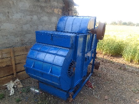 ઓપનર વેચવાનું છે