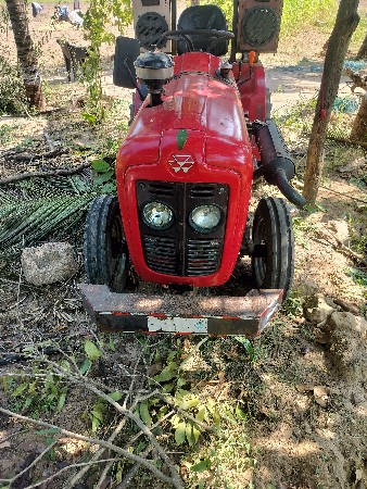 આ મિનિ ટ્રેક્ટર વેસવાનું છે