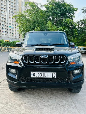 MAHINDRA SCORPIO S10