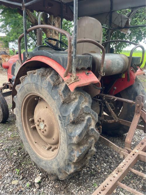 Tractor vechvanu che
Massey tafe 4410 samrat