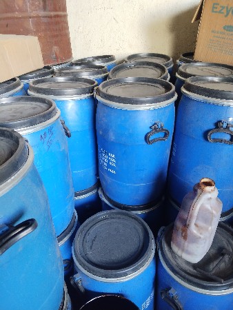 બેરલ વેચવાના છે