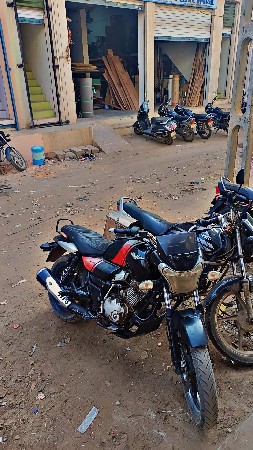 vikrant v15 bajaj