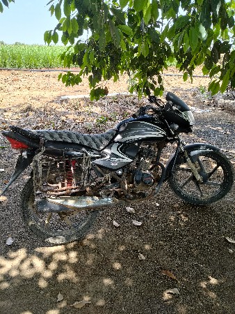 ટુ વ્હીલર વેચવાનું છે