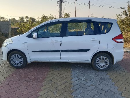 અલટીકા ગાડી વેચવાની છે