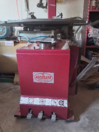 ટાયર ખોલવા માટે નુ મશીન વેચવાનુ