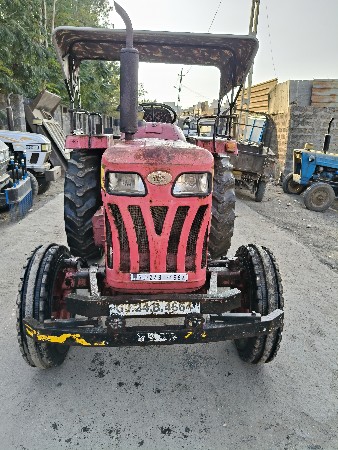 Mahindra 275 di