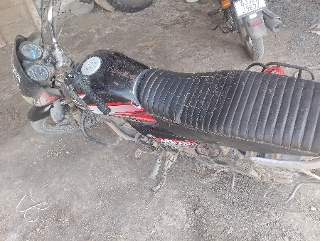 HF Deluxe વેશવાની છે