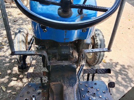 New Holland 3130 बेचना है