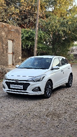 hyundai i20 asta