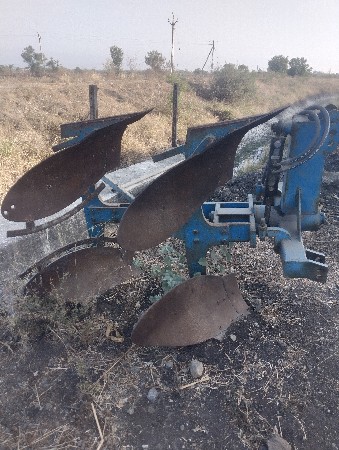 ઓટોમેટિક પલટી પ્લાવ વેચવાના છે